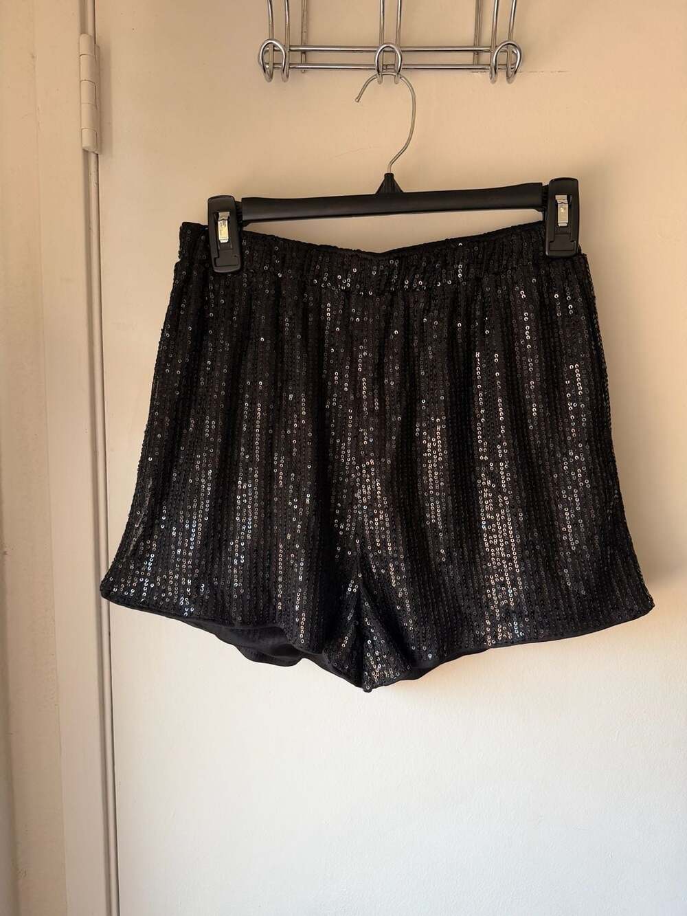 Black Sequin High-Waisted Elastic Waistband Sparkly Shorts Size M